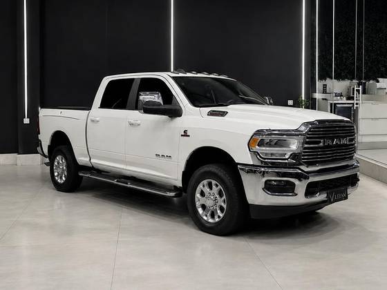 RAM 3500 6.7 I6 TURBO DIESEL LARAMIE CD 4X4 AUTOMÁTICO RAM 3500 6.7 I6 TURBO DIESEL LARAMIE CD 4X4 AUTOMÁTICO